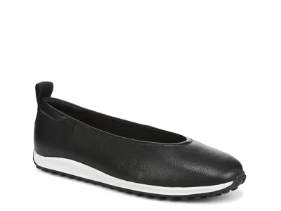 Naturalizer Wide Width Carla Sport Ballet Flat In Black