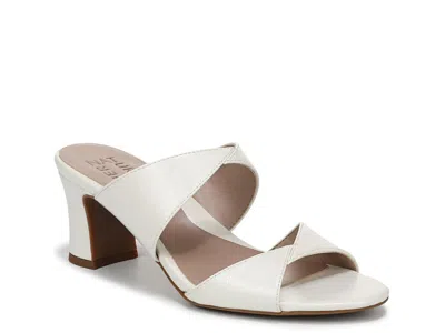 Naturalizer Wide Width Nessa Sandal In White