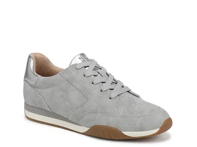 Naturalizer Wide Width Patricia Sneaker In Gray