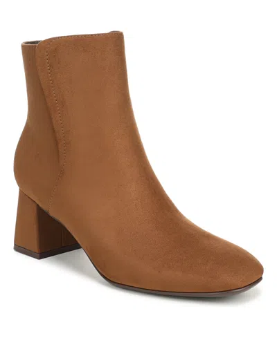 Naturalizer Delaney Bootie In Yellow