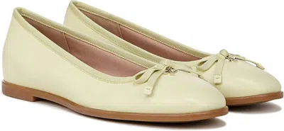 Naturalizer Women's Essential Bow Ballet Flat In Lime In Green