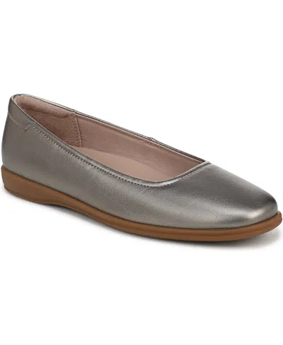 Naturalizer Women's Soft-flex Ballet Flats In Silver