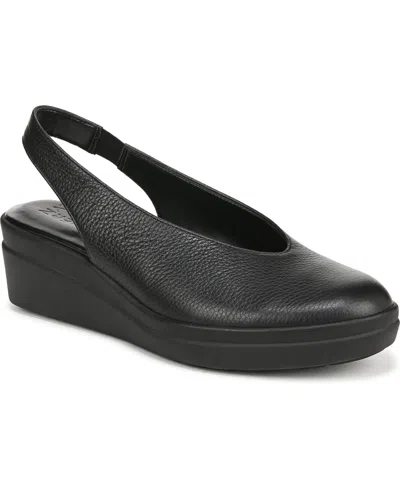NATURALIZER WOMEN'S SUTTON CLOSED ALMOND TOE SLINGBACK WEDGES