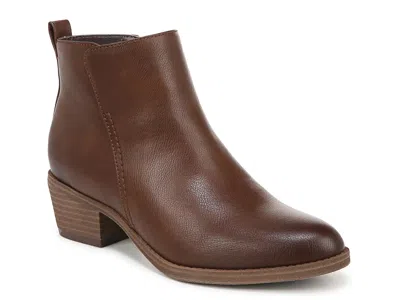 Naturalizer Zaylee Bootie In Brown
