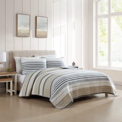Nautica Dover Cotton Reversible Beige Quilt Set In White;gray