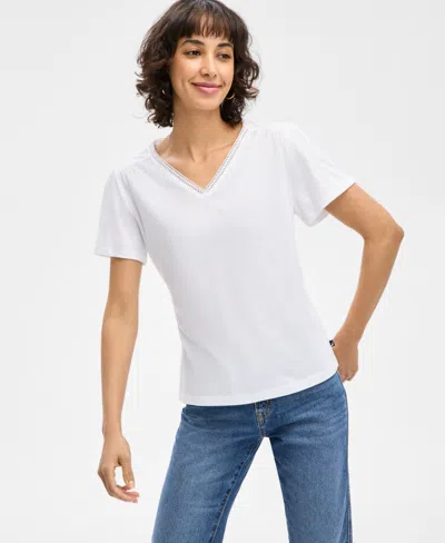 Nautica Jeans Women's Lace-trim V-neck T-shirt In Bright White