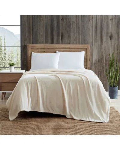 Nautica Ultra Soft Plush Solid Pebble Blanket In White