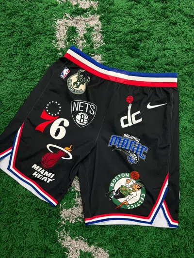 Pre-owned Nba X Supreme Nba Shorts Large In Black