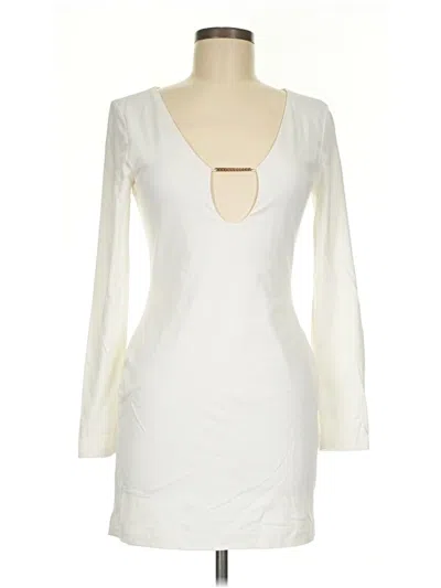 Pre-owned Nbd Casual Dress In Ivory