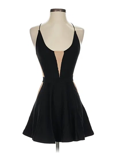 Pre-owned Nbd Cocktail Dress In Black