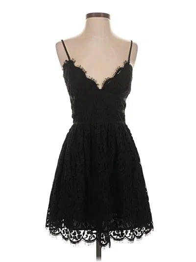 Pre-owned Nbd Cocktail Dress In Black