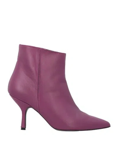 Ncub Woman Ankle Boots Magenta Size 6 Soft Leather