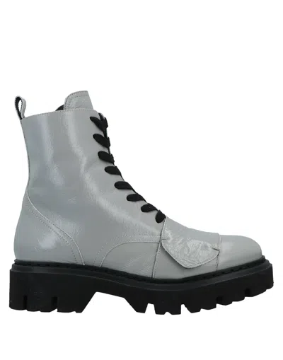 Ndegree21 Ankle Boots In Grey