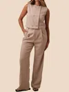 Needii Whitney Gingham Straight Leg Pants In Taupe In Grey