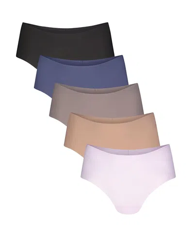 Negative Base Boy Short In Multi