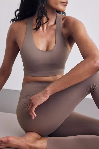 Negative Base Sport Racerback Top In Mink