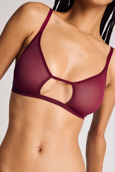Negative Sieve Cutout Bra In Cassis