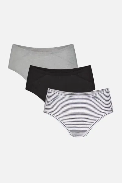 Negative Whipped Boy Short In Weekender (pack) In White