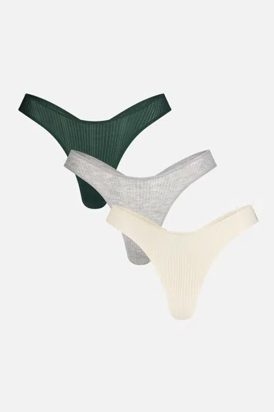 Negative Whipped Dipped Thong In Winter (pack)