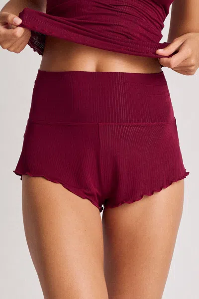 Negative Whipped Mini Short In Cassis In Gold