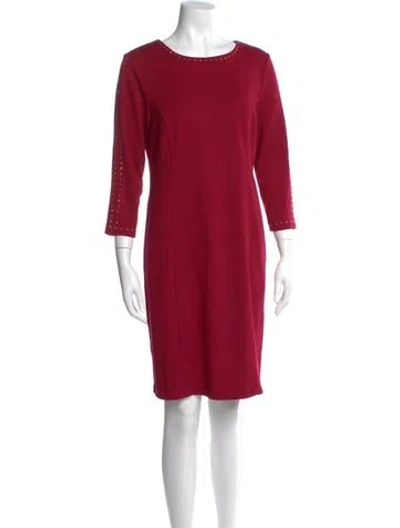 Pre-owned Neiman Marcus Bateau Neckline Knee-length Dress In Red