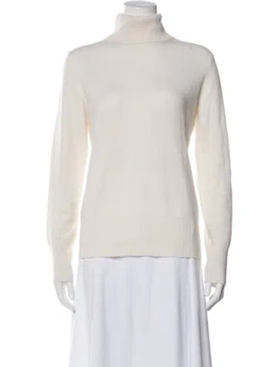 Pre-owned Neiman Marcus Cashmere Turtleneck Sweater In White