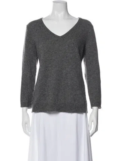 Pre-owned Neiman Marcus Cashmere V-neck Sweater In Gray