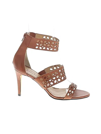 Pre-owned Neiman Marcus Heels In Brown