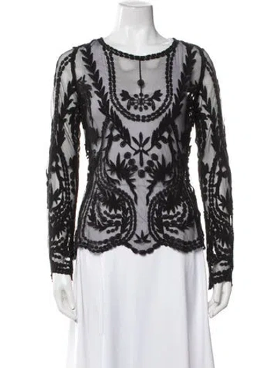 Pre-owned Neiman Marcus Lace Pattern Crew Neck Top In Black
