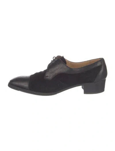 Pre-owned Neiman Marcus Leather Pumps In Black