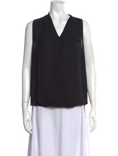 Pre-owned Neiman Marcus V-neck Sleeveless Blouse In Black