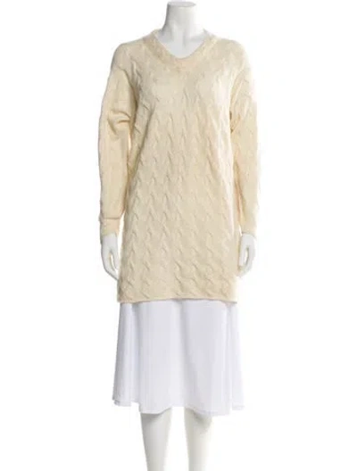 Pre-owned Neiman Marcus V-neck Sweater In Neutral