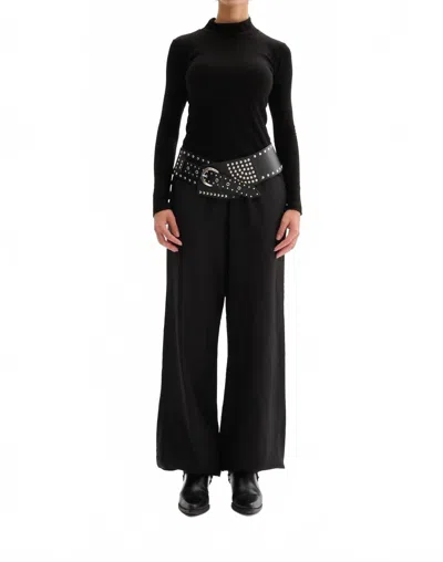 Nelblu Kaia Long-sleeve Rib Top In Negro In Black