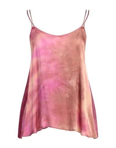 Nenette Tops In Pink