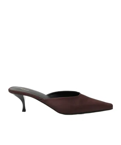 Neous 50mm Alnair Mules In Black