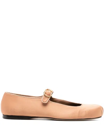 Neous Alchida Shoes In Neutrals