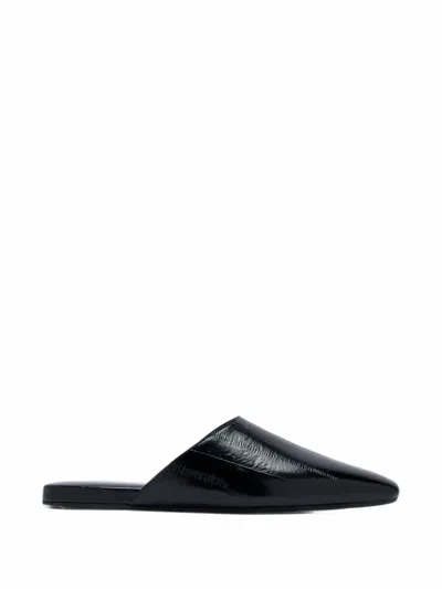 Neous Nusakan Eel Skin Mules In Black