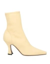 Neous Woman Ankle Boots Beige Size 7.5 Soft Leather In Beige