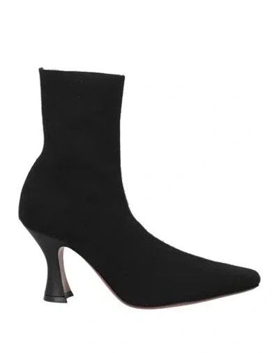 Neous Woman Ankle Boots Black Size 8 Textile Fibers