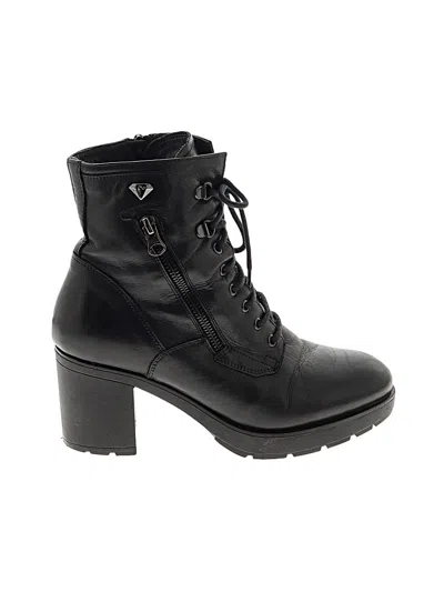 Pre-owned Nero Giardini Ankle Boots In Black