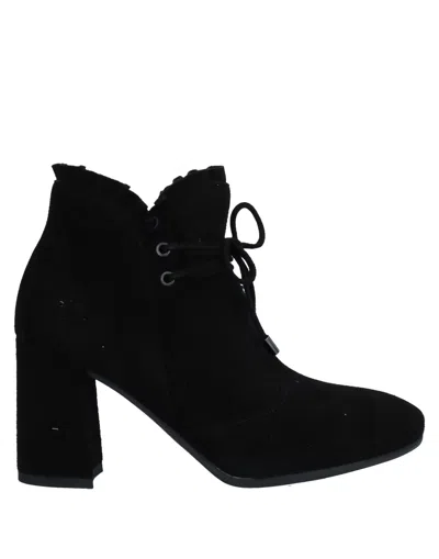 Nero Giardini Ankle Boots In Black