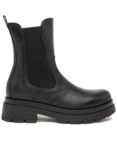 Nero Giardini Rivalba Shoes In Black