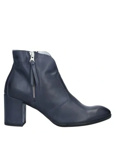 Nero Giardini Woman Ankle Boots Midnight Blue Size 8 Soft Leather