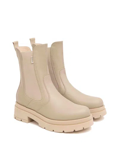 Nerogiardini Leather Ankle Boots In Blanco