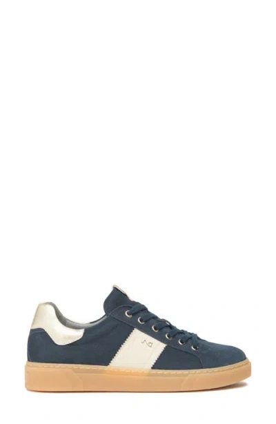 Nerogiardini Retro Low Top Sneaker In Blue