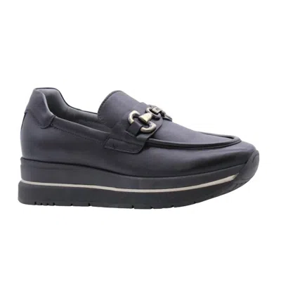 Nerogiardini Women's Guanto Loafer In Black