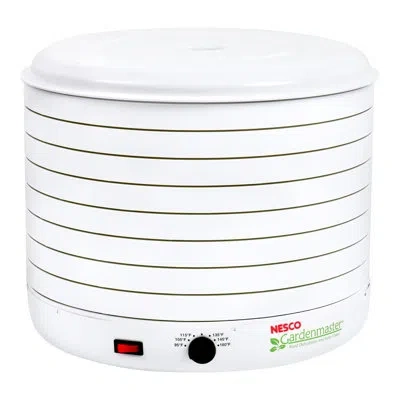 Nesco 8 Tray Gardenmaster Food Dehydrator In White