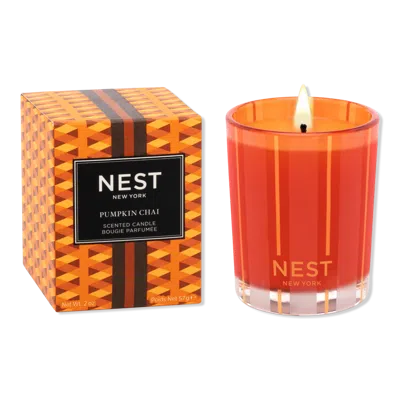 Nest New York Pumpkin Chai Scented Votive Candle In Red