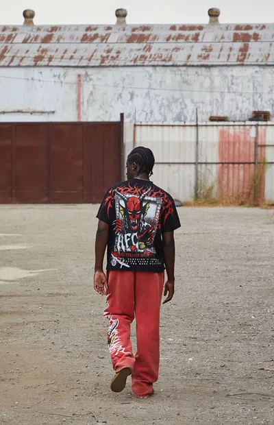 Netflix Men's X Stranger Things Hellfire Lives Oversized T-shirt In Black