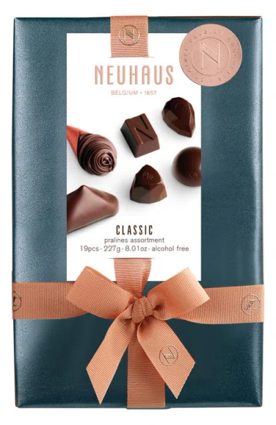 Neuhaus 9-piece Classic Pralines Gift Box In Blue